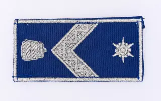 Hímzett tépőzáras rendfokozati jelzés,s.kék [R,KR] - törzsőrmester 1
